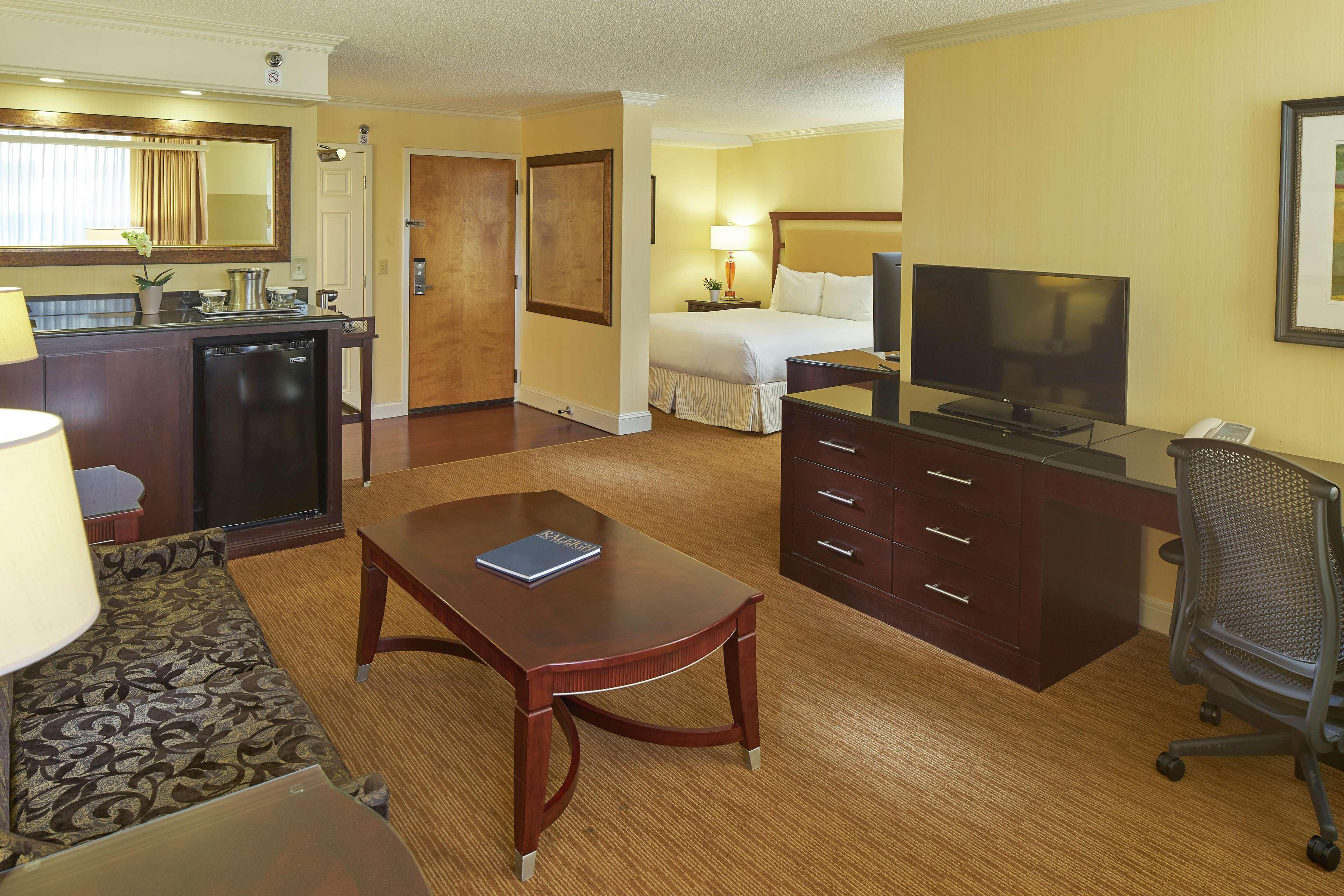 Hotel Hilton Raleigh North Hills Zimmer foto