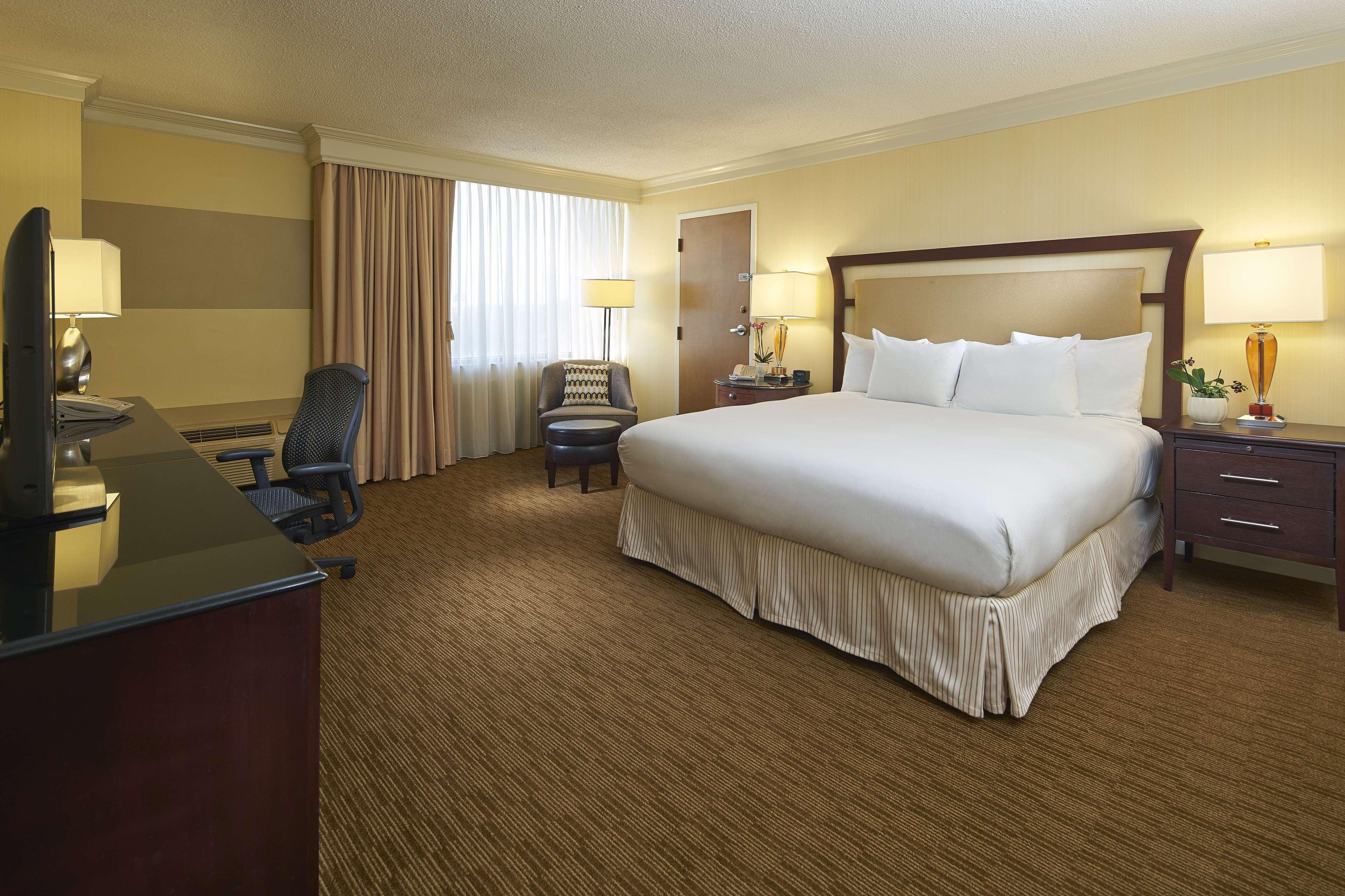 Hotel Hilton Raleigh North Hills Zimmer foto