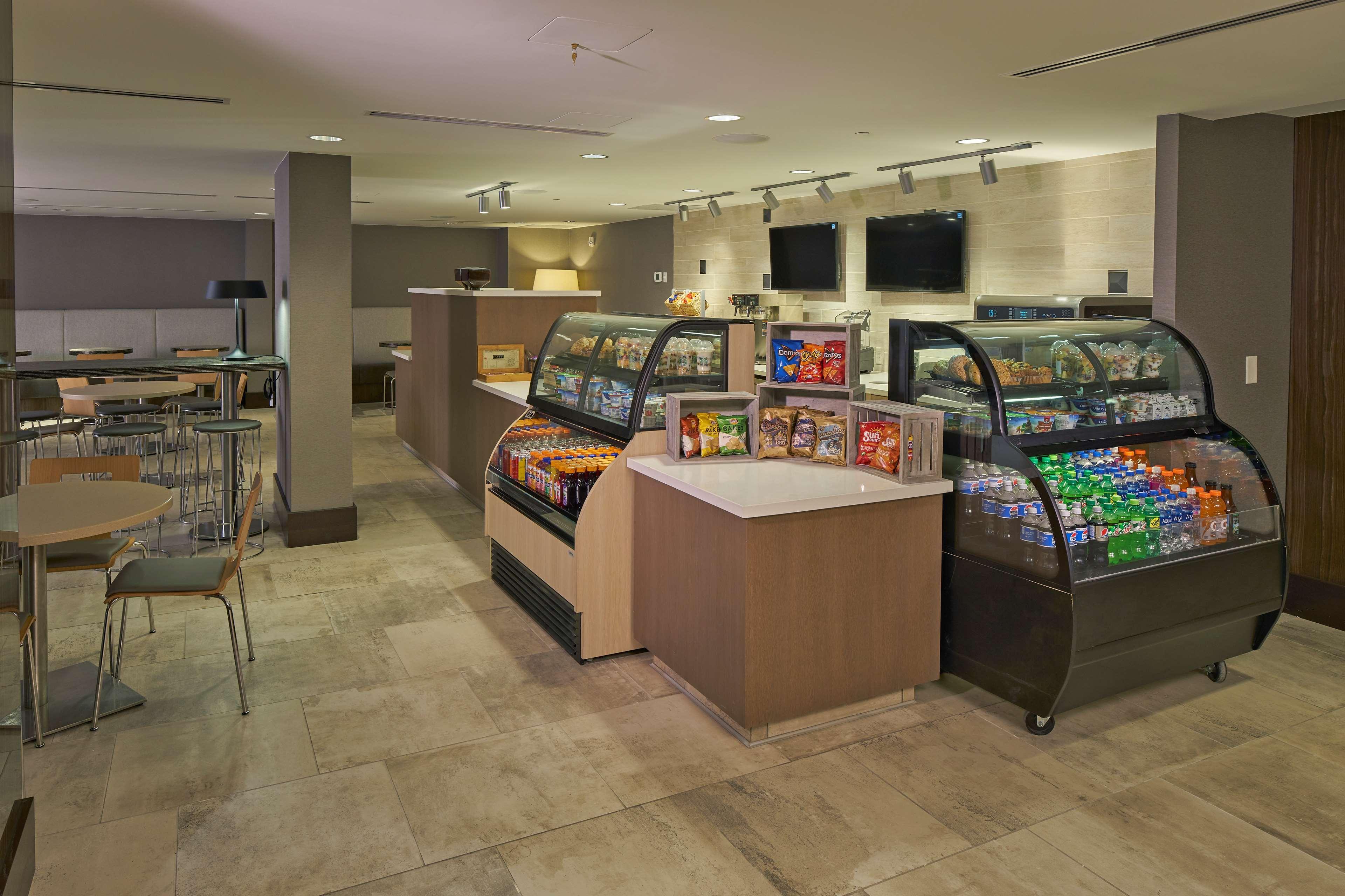 Hotel Hilton Raleigh North Hills Restaurant foto
